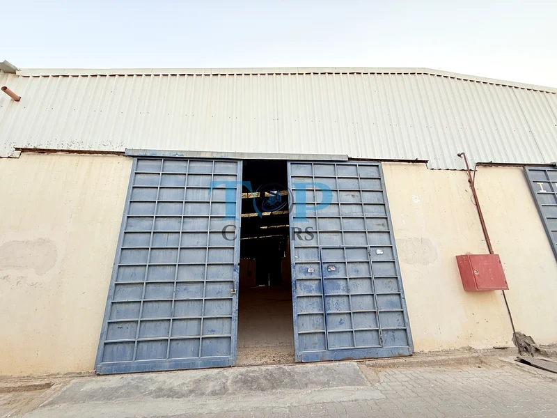 Sharikat | 300 SQM Warehouse with Tenancy Contract632617814199061128