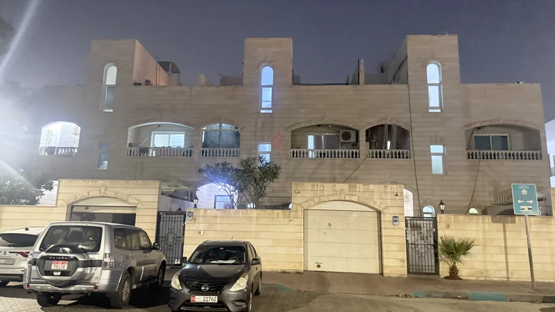 الوحدة. غرفة مفروشة مع موقف سيارات مجاني62935673753090116