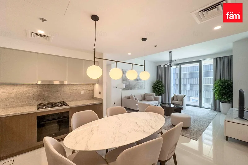 Fully Furnished | Vacant | Private Beach63733502130050112