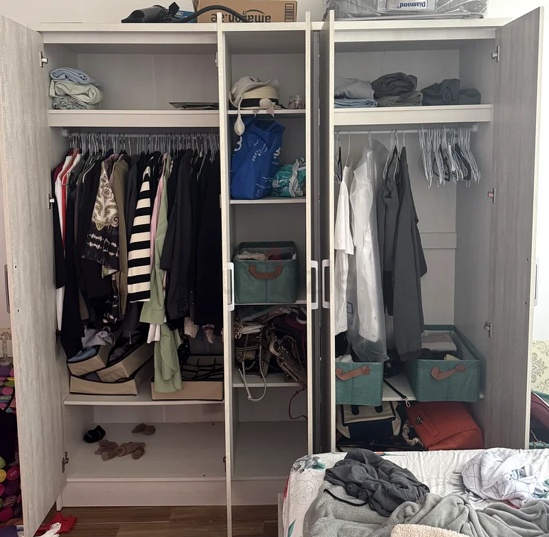 Stylish Modern Wardrobe for Sale - Organized Storage Solution! Reason for sale is moving out63177606651394111