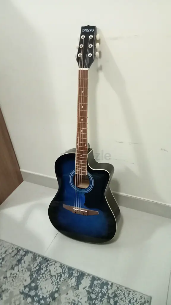 Guitar acoustic63229683223553111