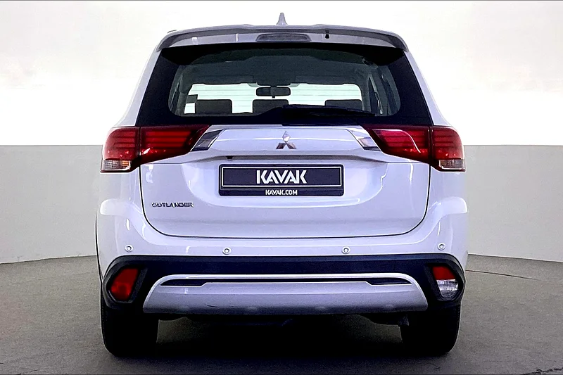 2022 Mitsubishi Outlander GLX Midline  • Big Price Drop • Lowest Price Guaranteed • 41334463398580670851112