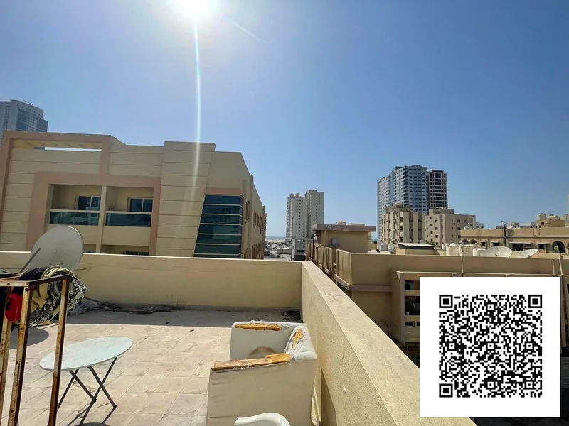 Compact Old Small Sea View Building Available for Sale63255516675969114