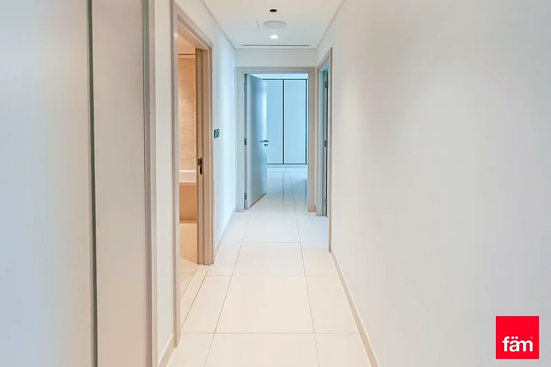 Sea View | Upgraded & Furnished | High Floor63733794507009114