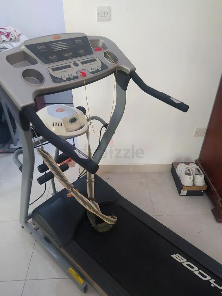 Elevate Your Fitness Journey with Body-Smart Treadmill!