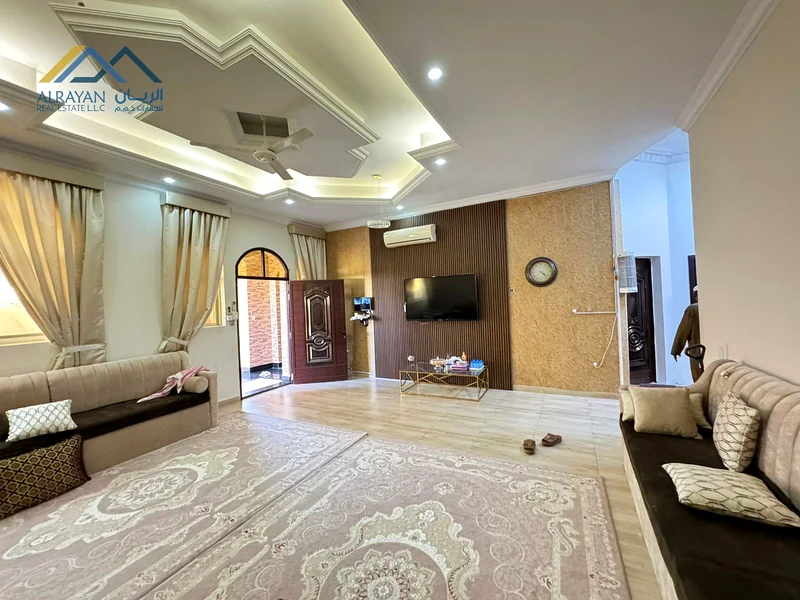 تشمل الكهرباء والمياه وتكييف الهواء، المساحة 6500 قدم مربع63874152839554114