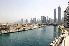 Bespoke Corner Apartment | Panoramic Canal View