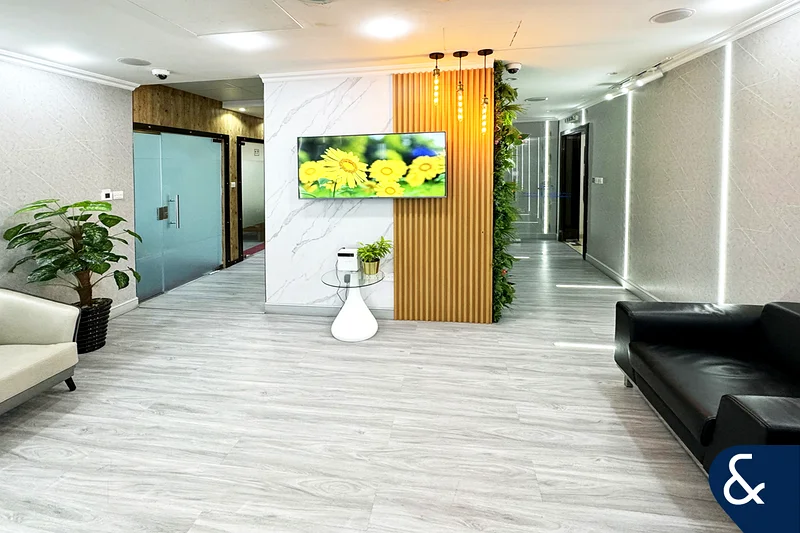 Half Floor | Vacant on Transfer | Burj Views63196618848002112