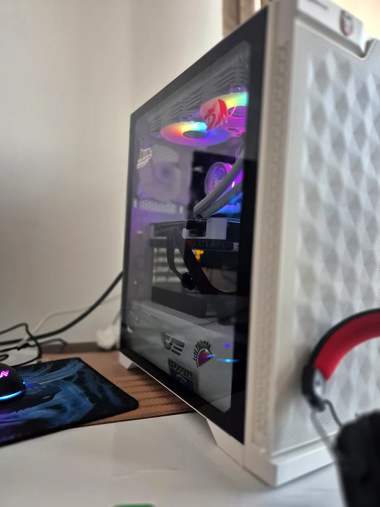 High-Performance Gaming PC with RGB Lights63174329368833111