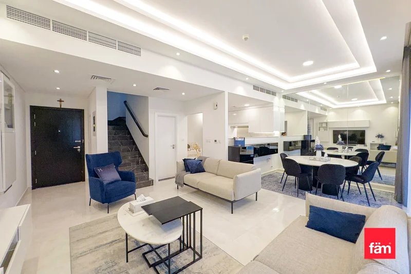 Furnished | Upgraded | Close To Park | 15th August63730987935745111