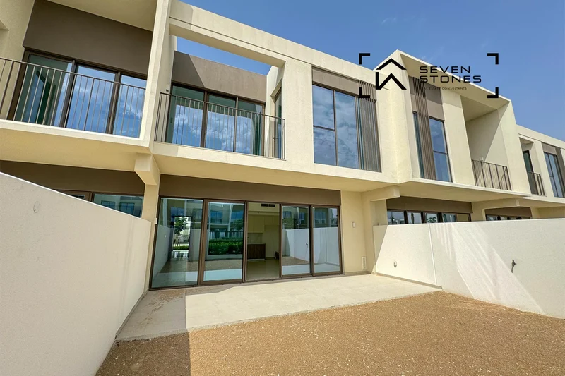 Brand New | Unfurnished | Vacant | 3BR+M629346874323231124