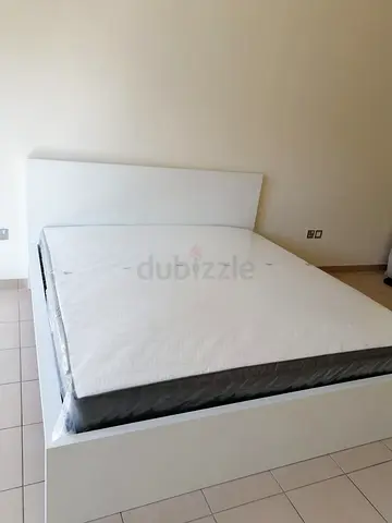 IKEA malam queen size 160/200 bed with IKEA mattress and 2 storage drawers underneath