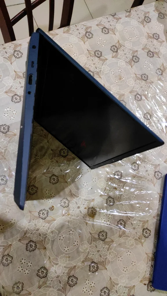 Sleek Lenovo Laptop for Sale - Perfect for Work and Play!63263509840258112