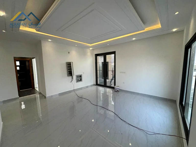 A unique opportunity to own your villa at a very reasonable price with luxurious finishing.63896286272898114