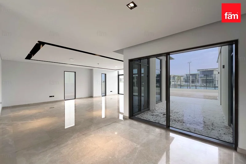 Community Expert | Roof Terrace | Single Row63754432118914112