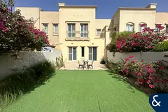 Upgraded | 2 Bed + Study | Landscaped Garden