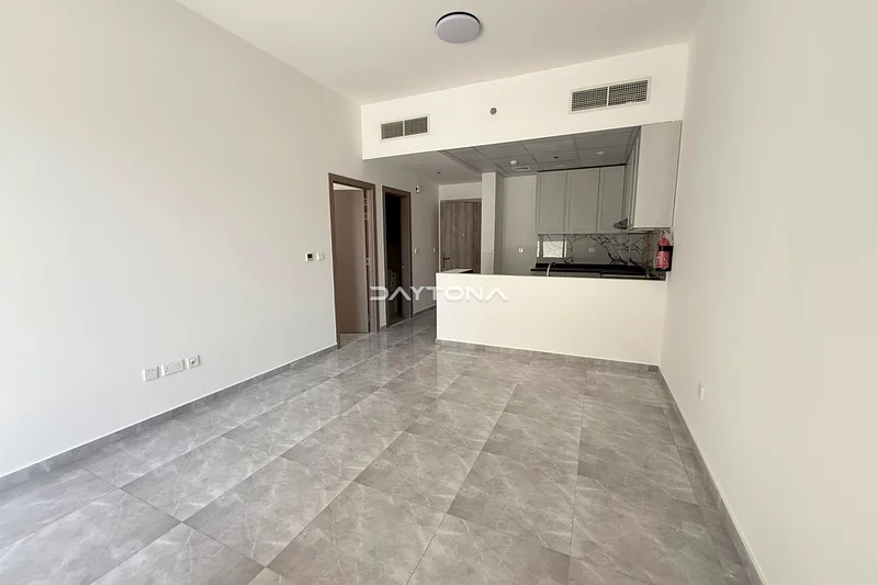 SPACIOUS LAYOUT | READY TO MOVE IN | NEW BUILDING63165229602179113