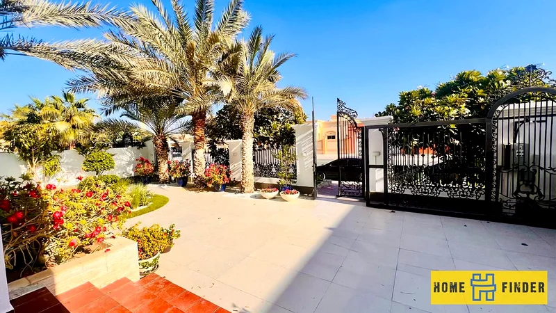 GCC BUYERS ONLY | LUXURIOUS VILLA | CLOSE TO MALL63916247653507113