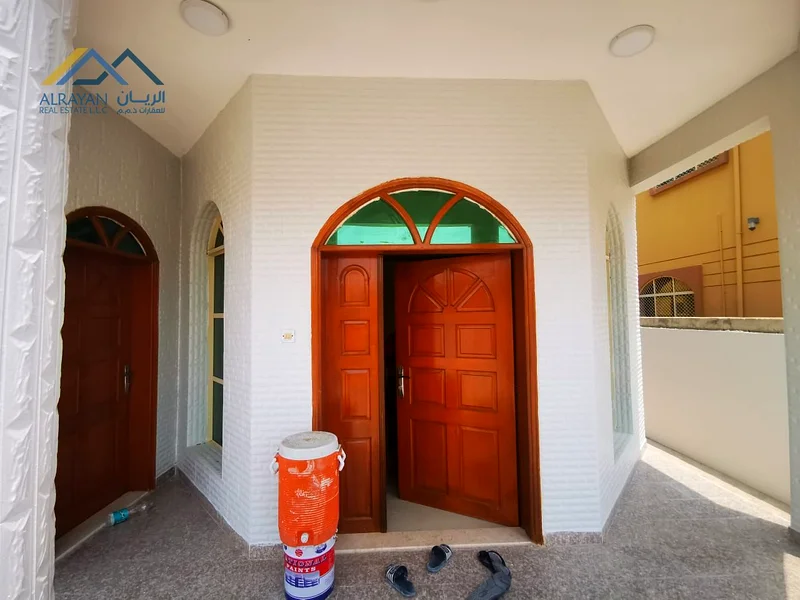للإيجار، فيلا جميلة بطابع هادئ ومريح ومناطق واسعة63712241284738114