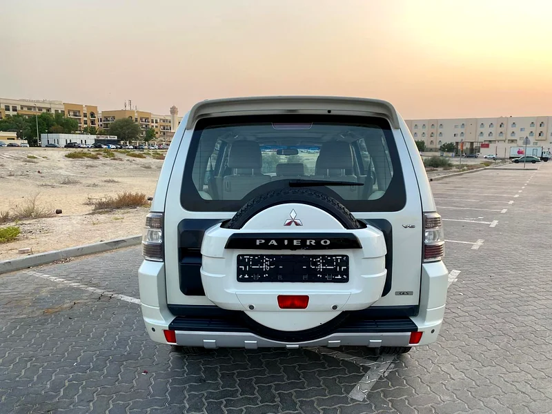 Mitsubishi Pajero - Full Open - 4*4 - GCC - 7 seats63152749803265114