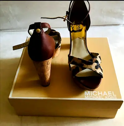 Authentic Michael Kors Heels - Perfect for Any Occasion!