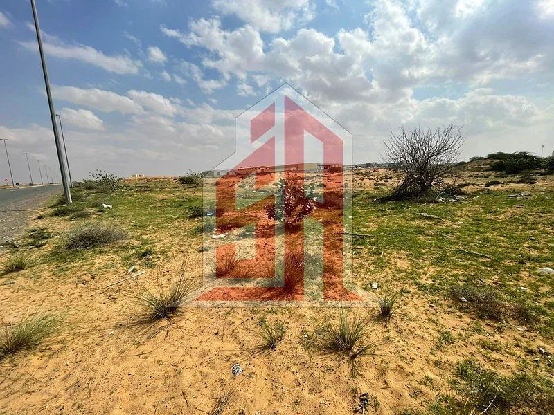 أرض صناعية للبيع لجميع الجنسيات بسعر 95 درهمًا للقدم المربع63194586965377114