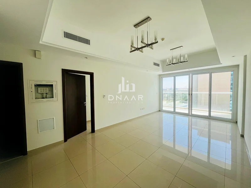 شقة واسعة من فئة الدرجة الممتازة بغرفة نوم واحدة | موقع متميز | جاهزة للانتقال | مطبخ مغلق63746880924418113