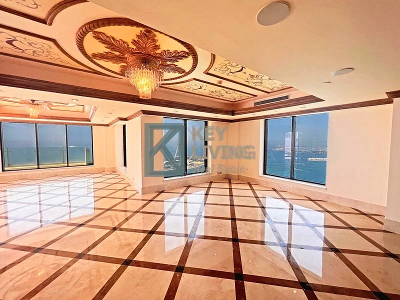 Panoramic Views | Stunning PH with Pool | Tenanted63937745585155113