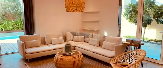 in perfect condiiton 6__seater ikea soderhim corner sofa beige