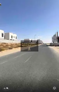 For sale land in Al-Hoshi 5300 feet, a distinctive location on 60th Street