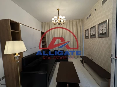 Fully Furnished / 1br With Balcony / Cozy Layout / Near At Metro Station /