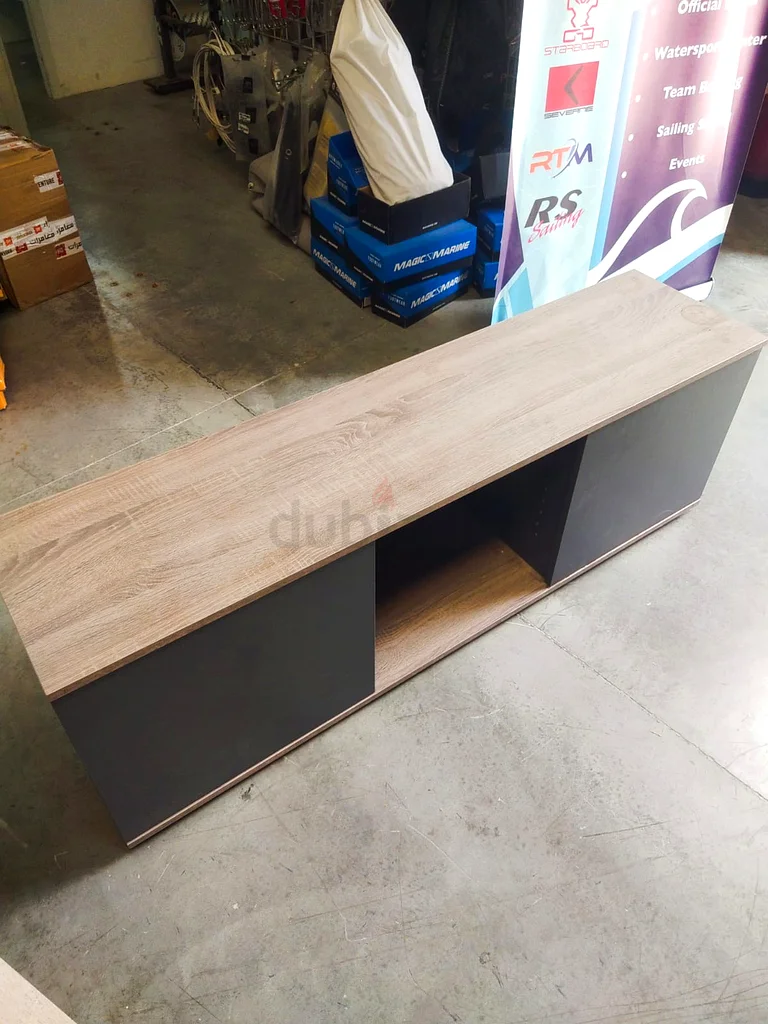 وحدة تلفاز أنيقة وعصرية للبيع63217824571009110