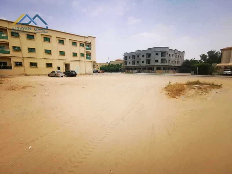 قطعة أرض ممتازة / تقع على شارع م asphalt / ترخيص طابق أرضي + 263197611413890114