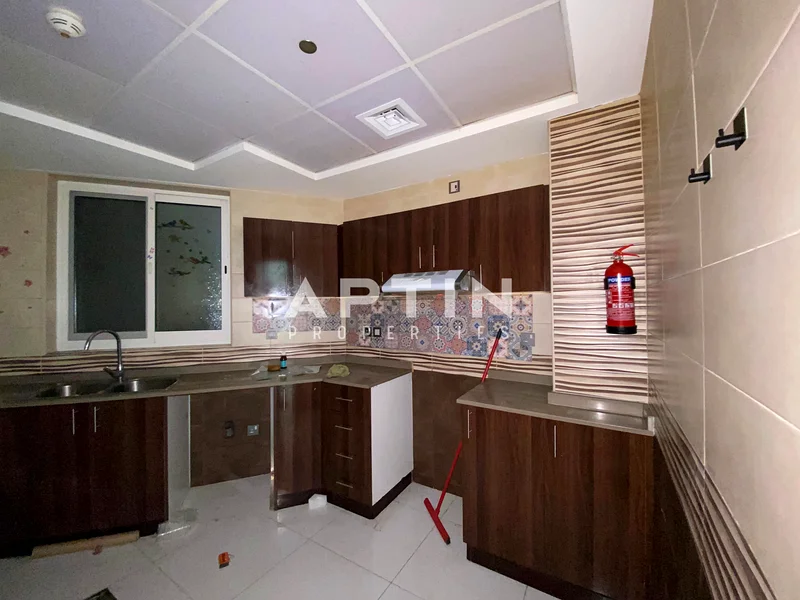 Spacious 2BHK | Ready to Move | Well Maintained | Prime Location | Vaccant63748105681153114