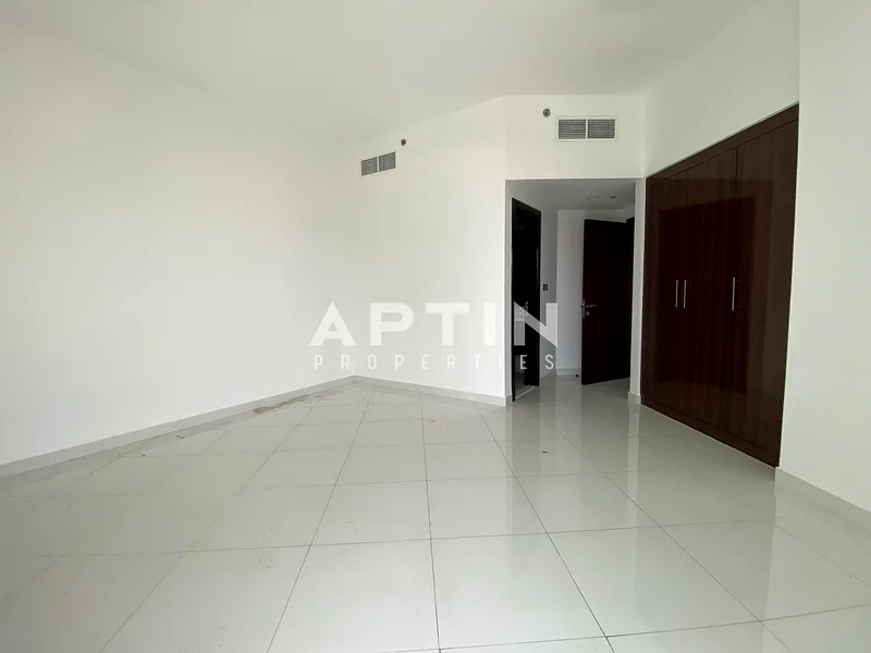 Spacious 2BHK | Ready to Move | Well Maintained | Prime Location | Vaccant63748105681153111