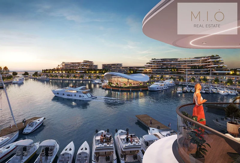 Luxury Waterfront Living | Exclusive Island Life63257619179139113
