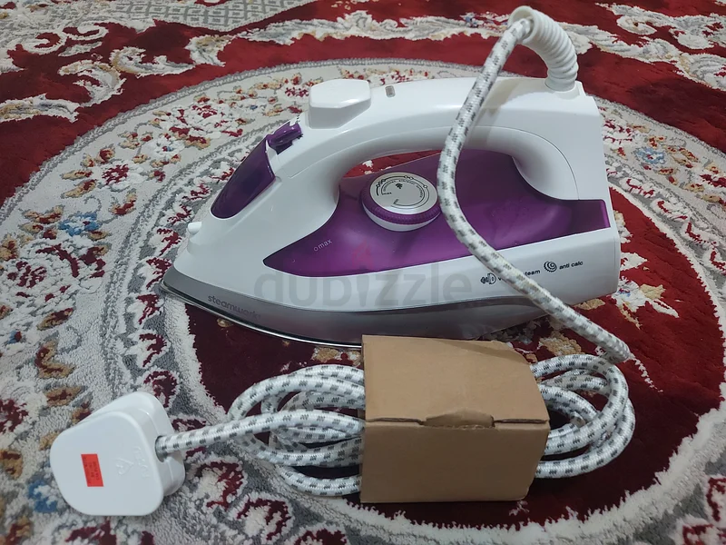 مكواة بخار ستيم ووركس سعة الماء 300 مل، قدرة 2000 واط، علامة تجارية جديدة مع علبة التغليف63255003383809112