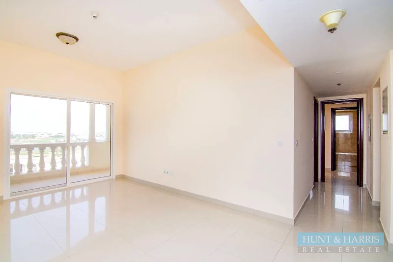 Two Bedroom Apartment for Sale Al Hamra Village - Golf Course View63859834057091112