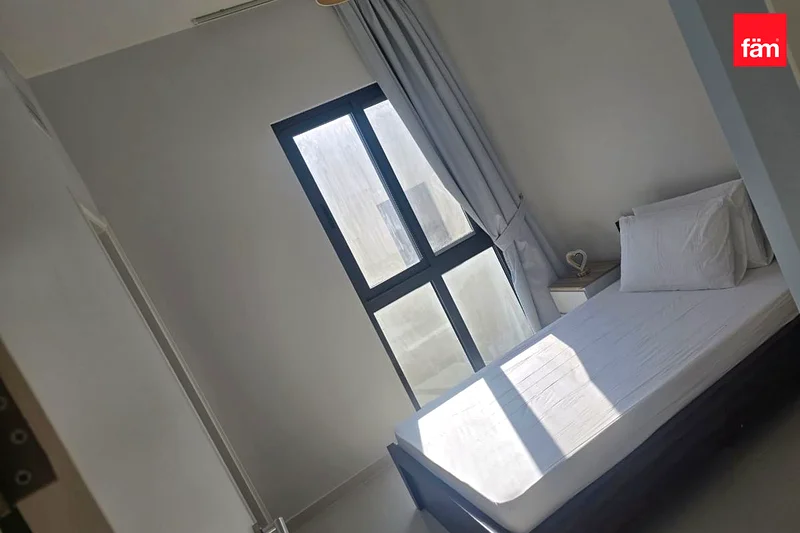 Single Row | Fully Furnished | Corner62890344479490114