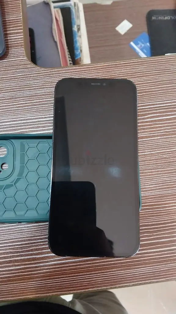Iphone 12 pro 25663212895315843113