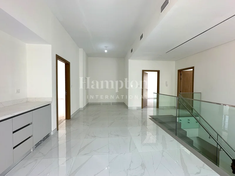 Huge Plot | Park Facing | Vastu 4 Bed Villa63150486491522113