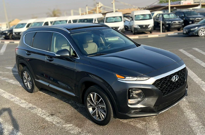 2020 Hyundai Santa Fe- Limited - 2.4L V4 - Full Option Panoramic View - Push Start - Leather and Ele63406901428867119