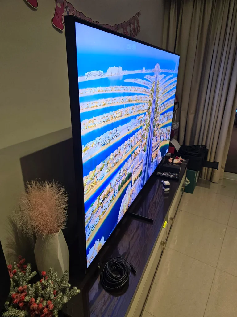 SAMSUNG QA82Q900RBK 82-inch Ultra HD 8K Smart QLED TV63167575238913113