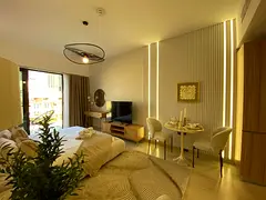 Cozy Studio Apartment with Balcony and Stunning View in Jumeirah