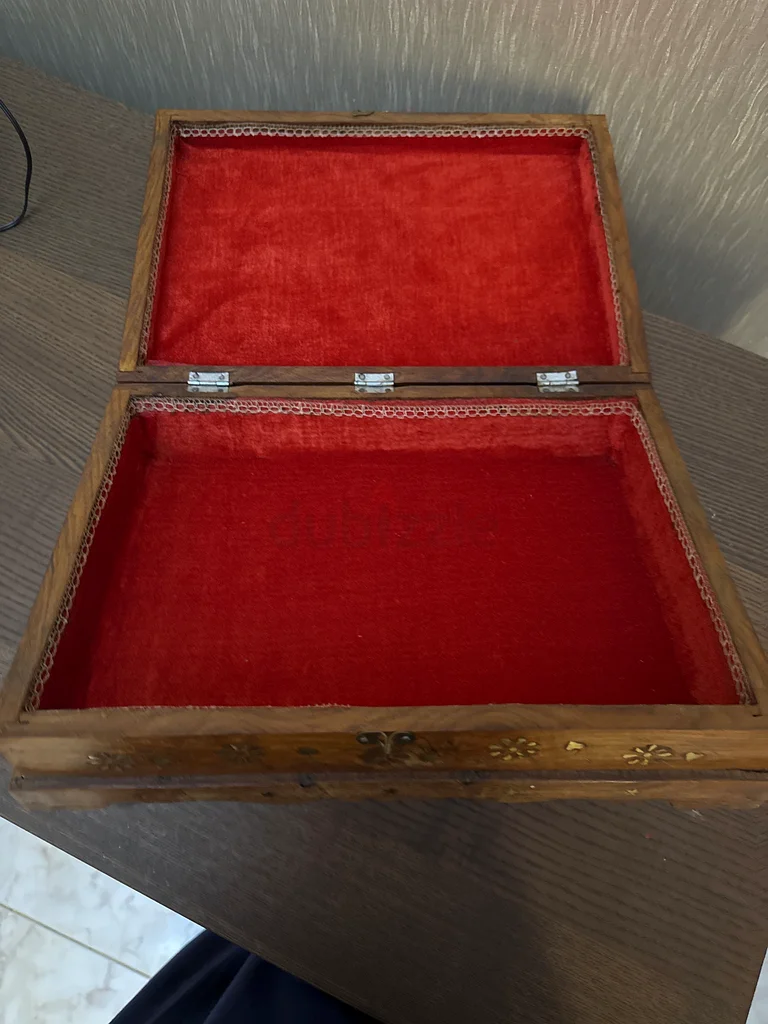 Antique Handcrafted Wooden Box63222839243267111