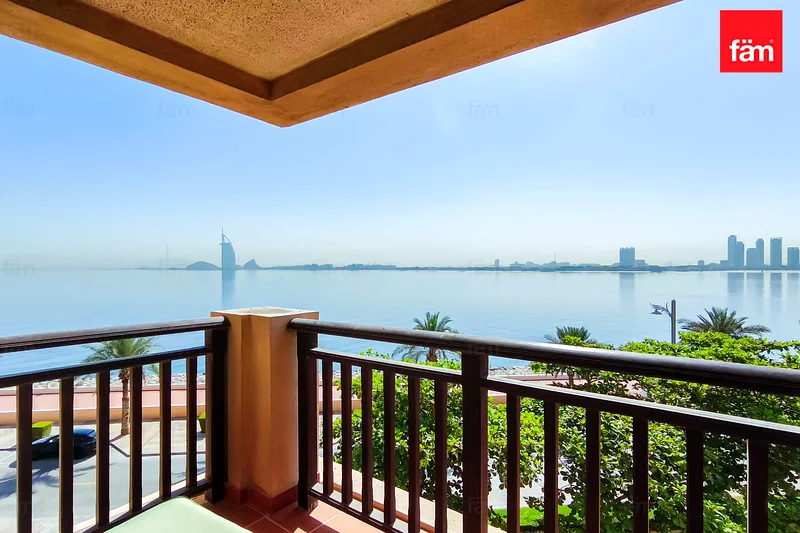 Rare Corner Unit | Sea -Skyline View | Privacy64009204701571111