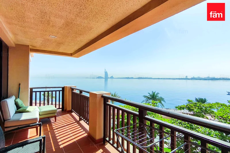 Rare Corner Unit | Sea -Skyline View | Privacy64009204701571110
