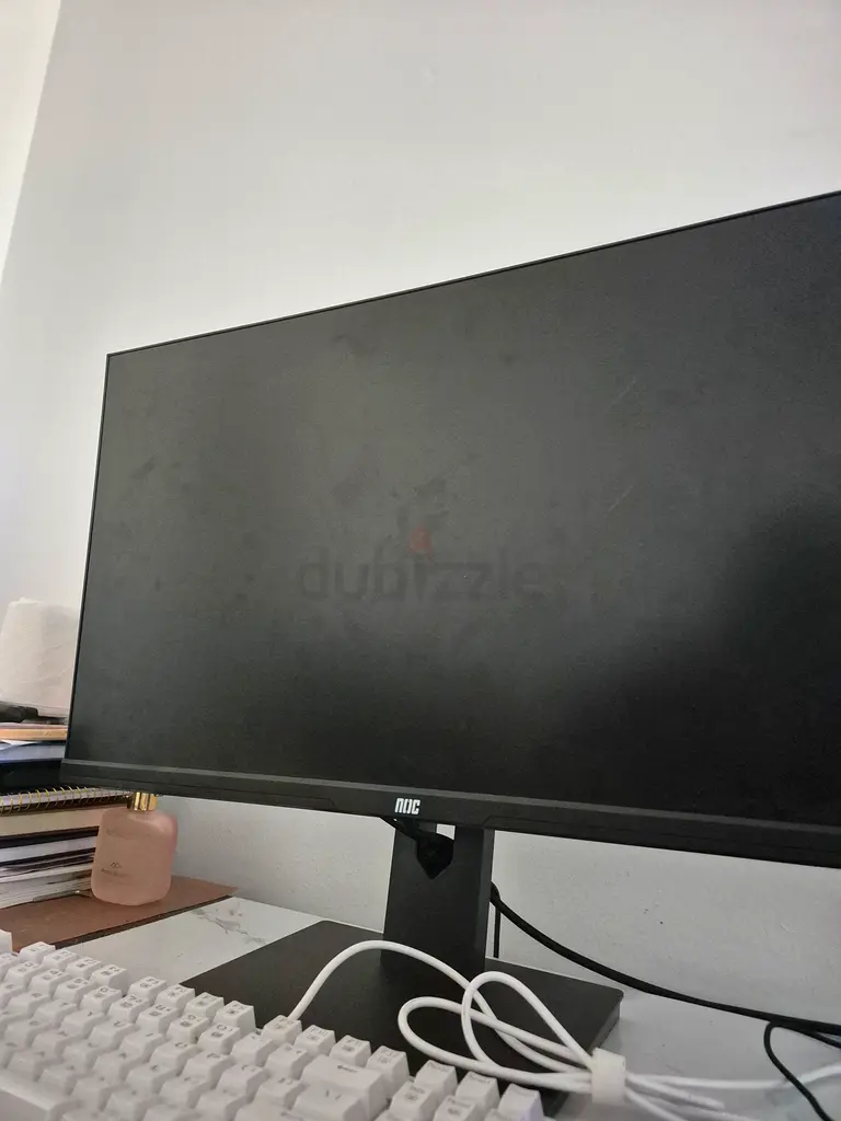 Sleek 27-inch Monitor for Sale! 165hz