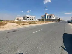 For sale: A plot of land in the Emirate of Sharjah, in the Al Tay area, Al Siouh suburb.