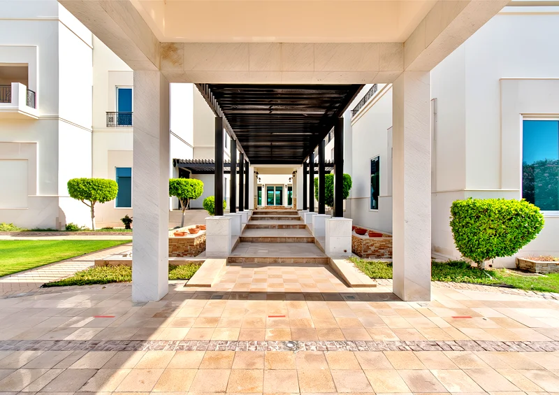 Spacious 7BR Golf View Villa | Premium Luxury Living62885278725378112